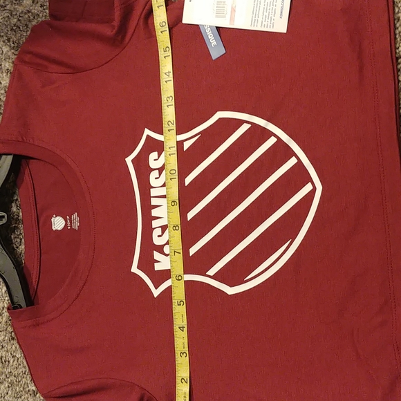 Maroon and white short sleeve crop top - Picture 12 of 13